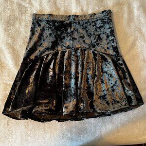 Coco & Jaimeson - Crushed Velvet Skirt / Size Small
